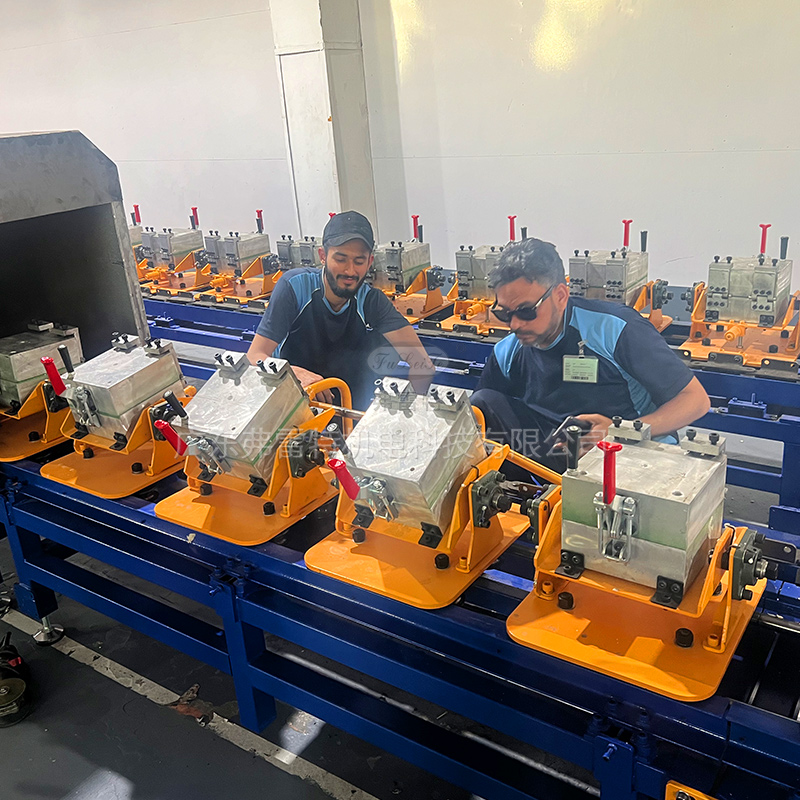 環形發泡生產線